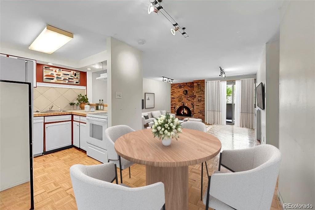 1366 Garfield Street Unit: 308