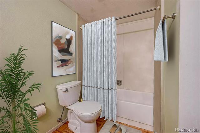 1366 Garfield Street Unit: 308