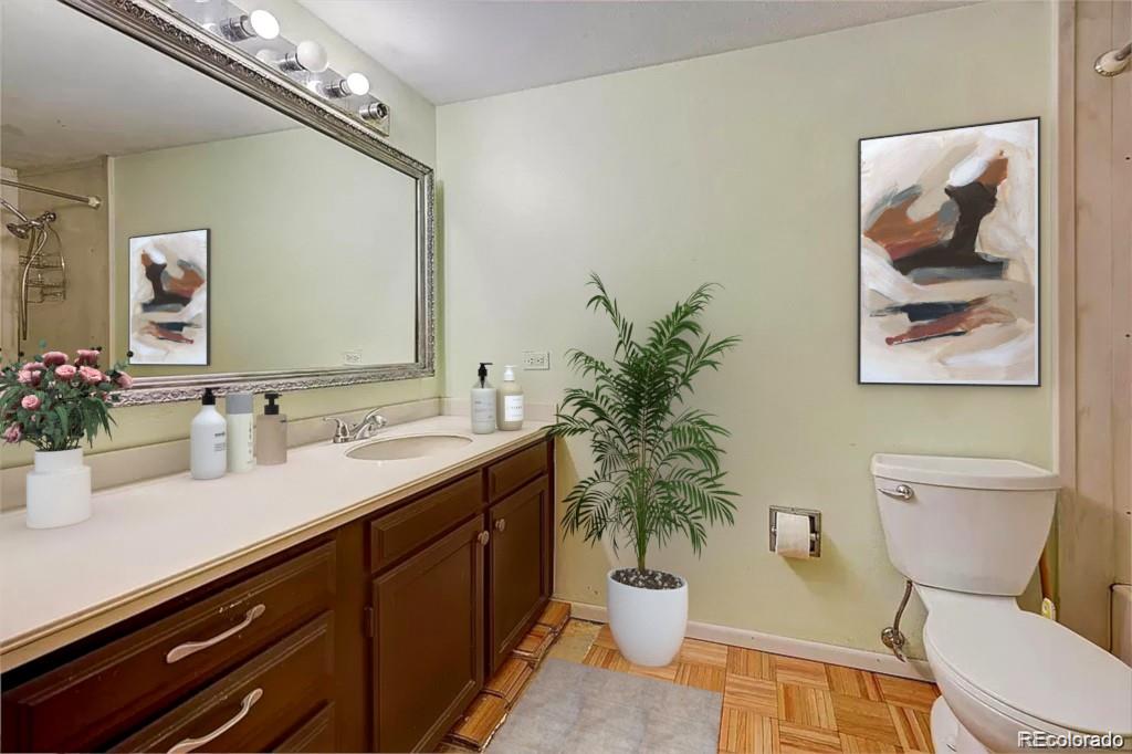 1366 Garfield Street Unit: 308