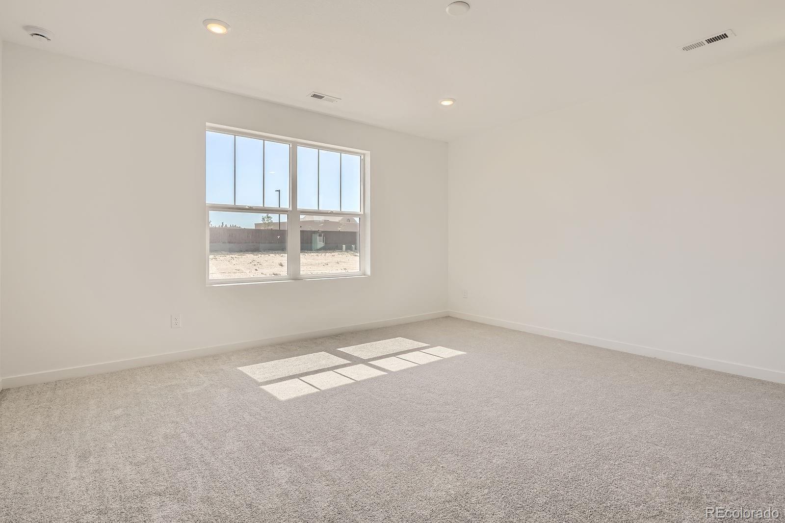 11000 Snowdon Street