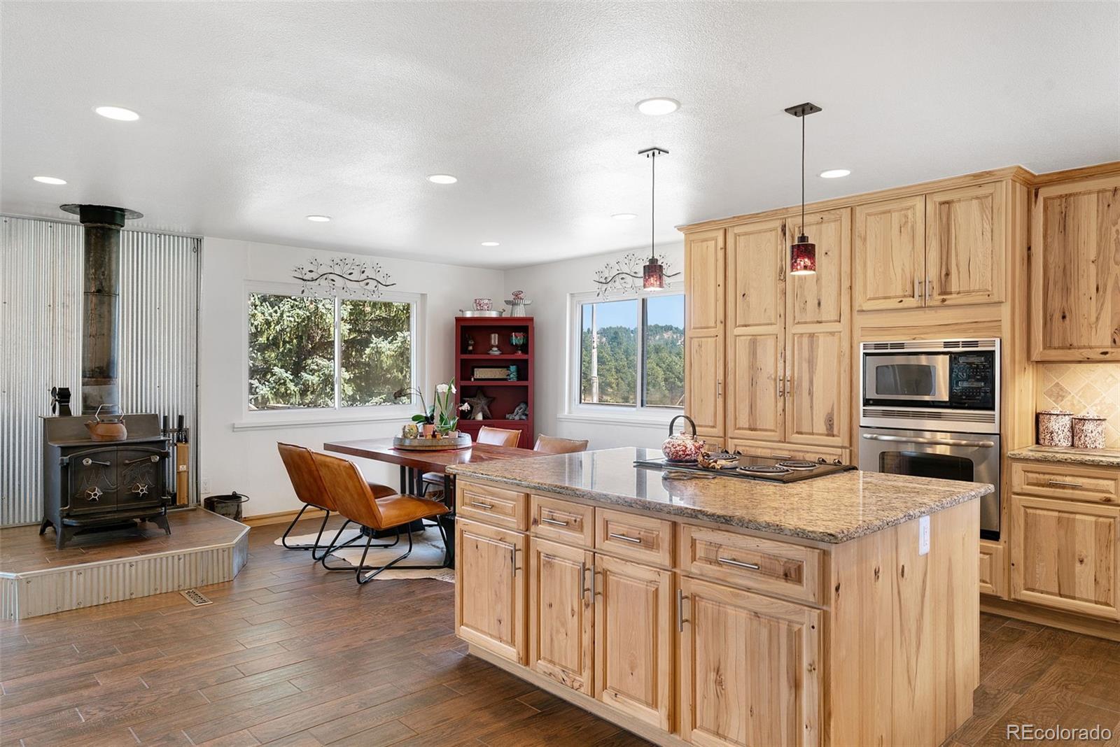 6686 High Drive