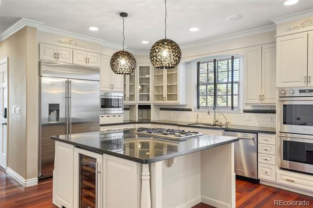 2 Fieldstone Trail
