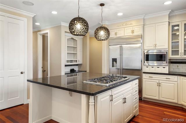 2 Fieldstone Trail