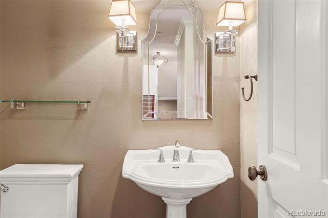 2 Fieldstone Trail