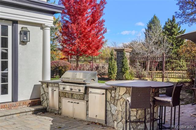 2 Fieldstone Trail