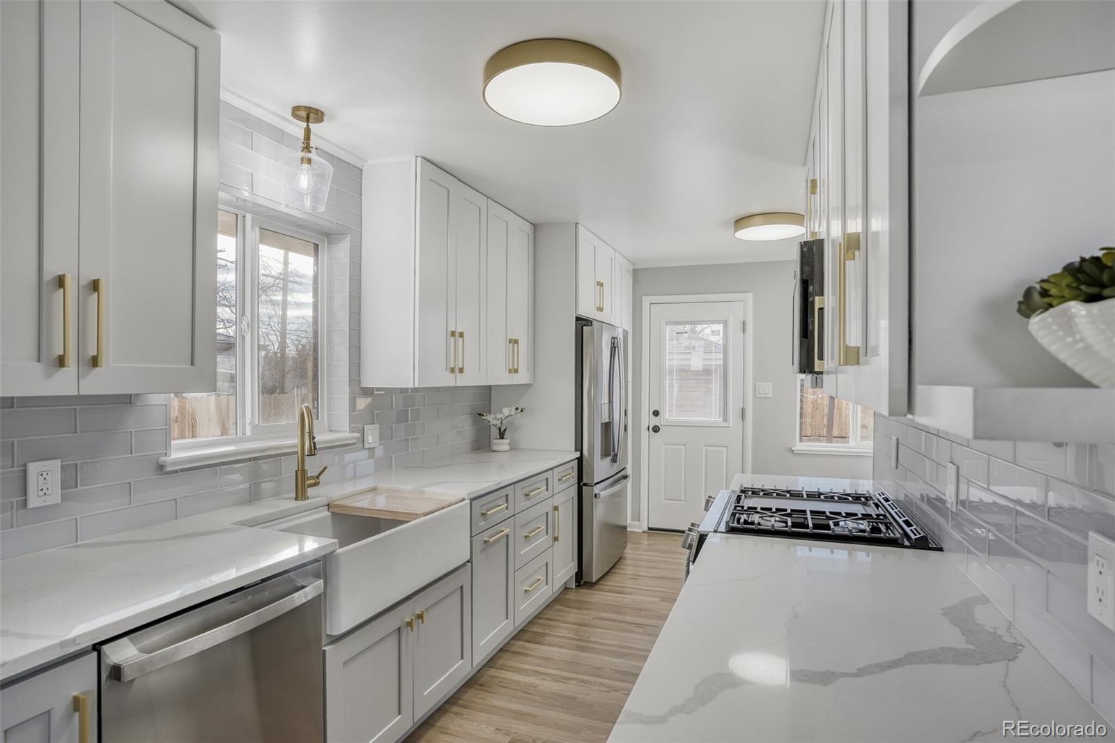 7521 Lowell Boulevard