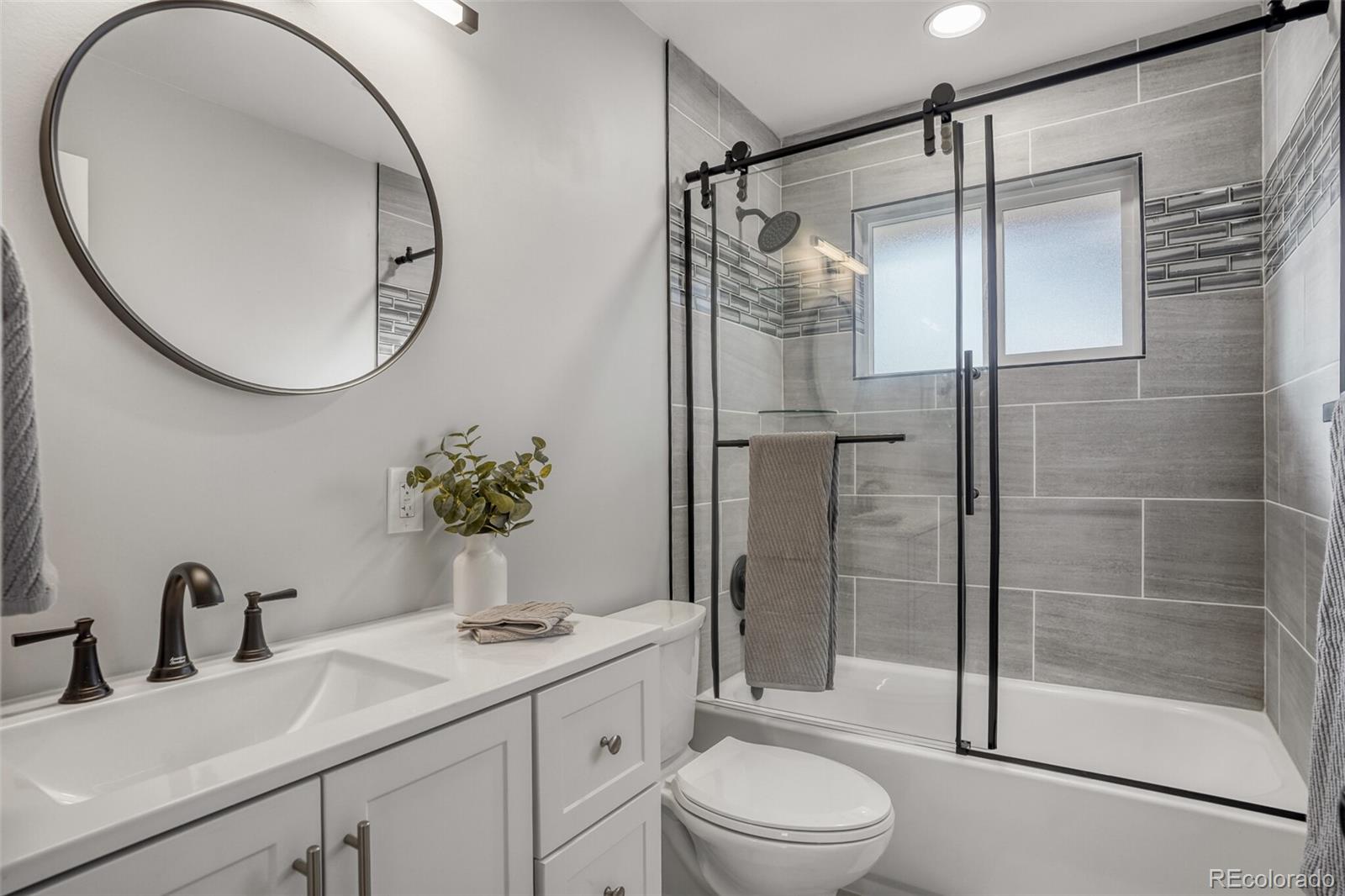 7521 Lowell Boulevard