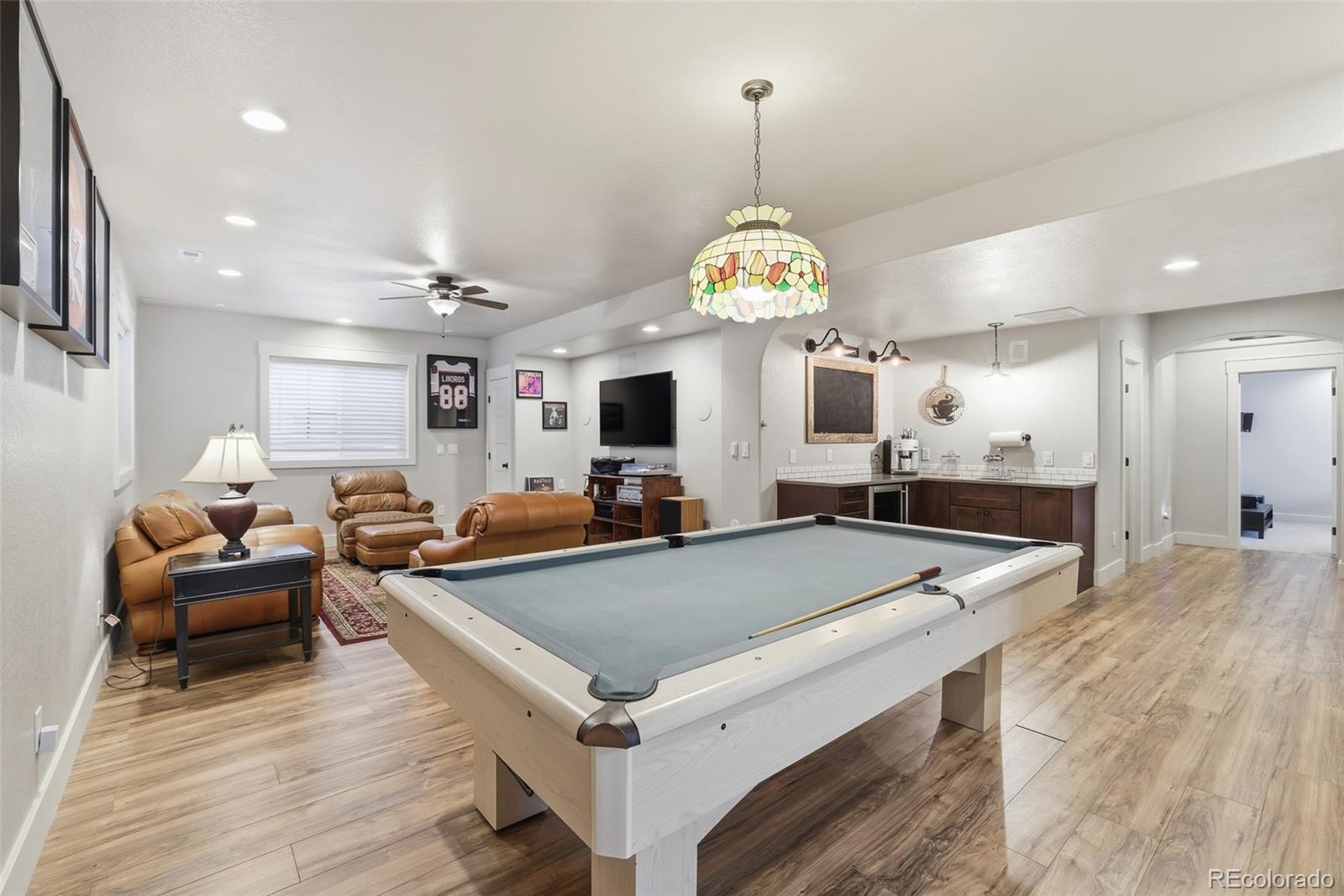 2883 Promontory Loop