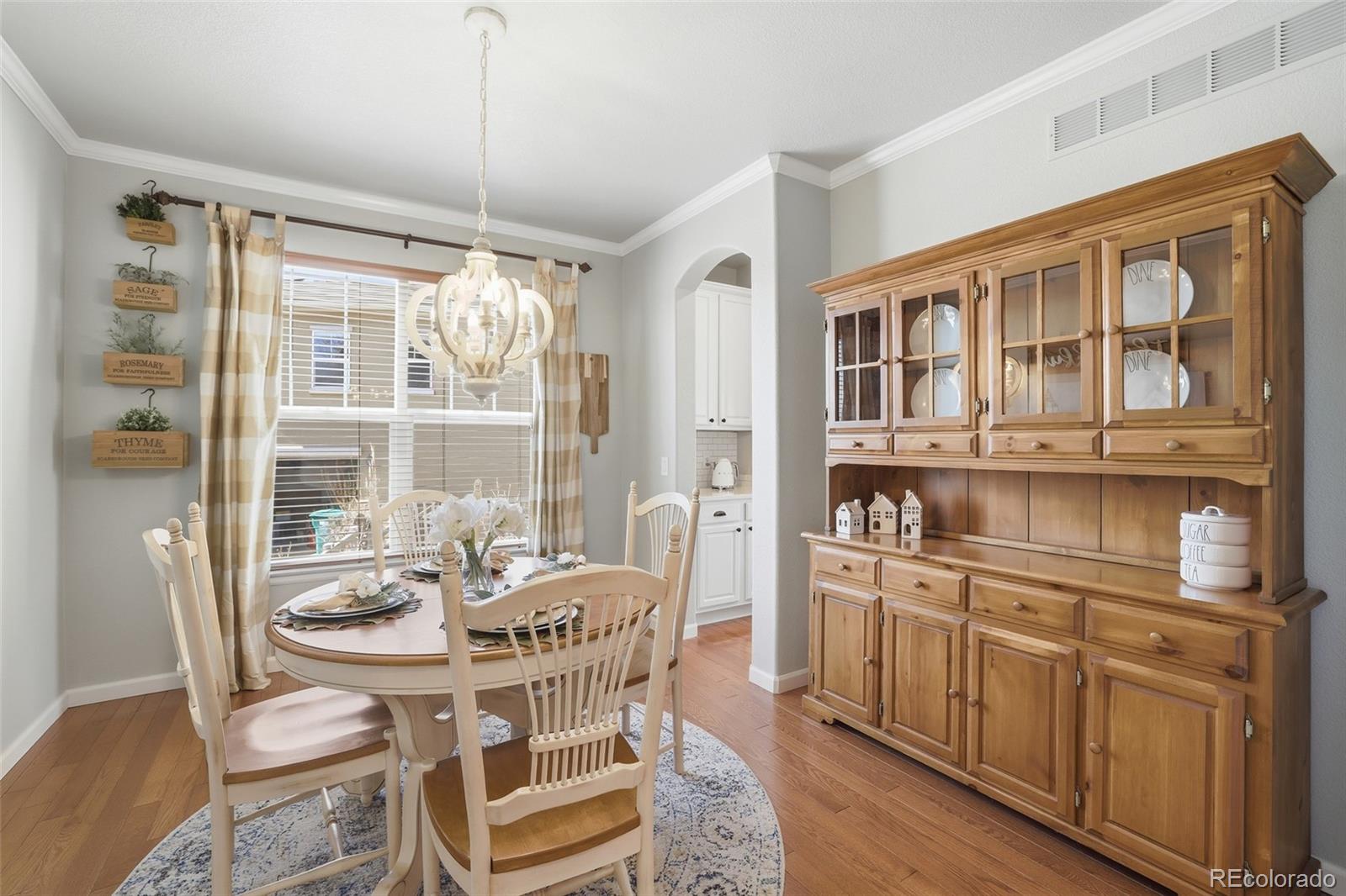 2883 Promontory Loop