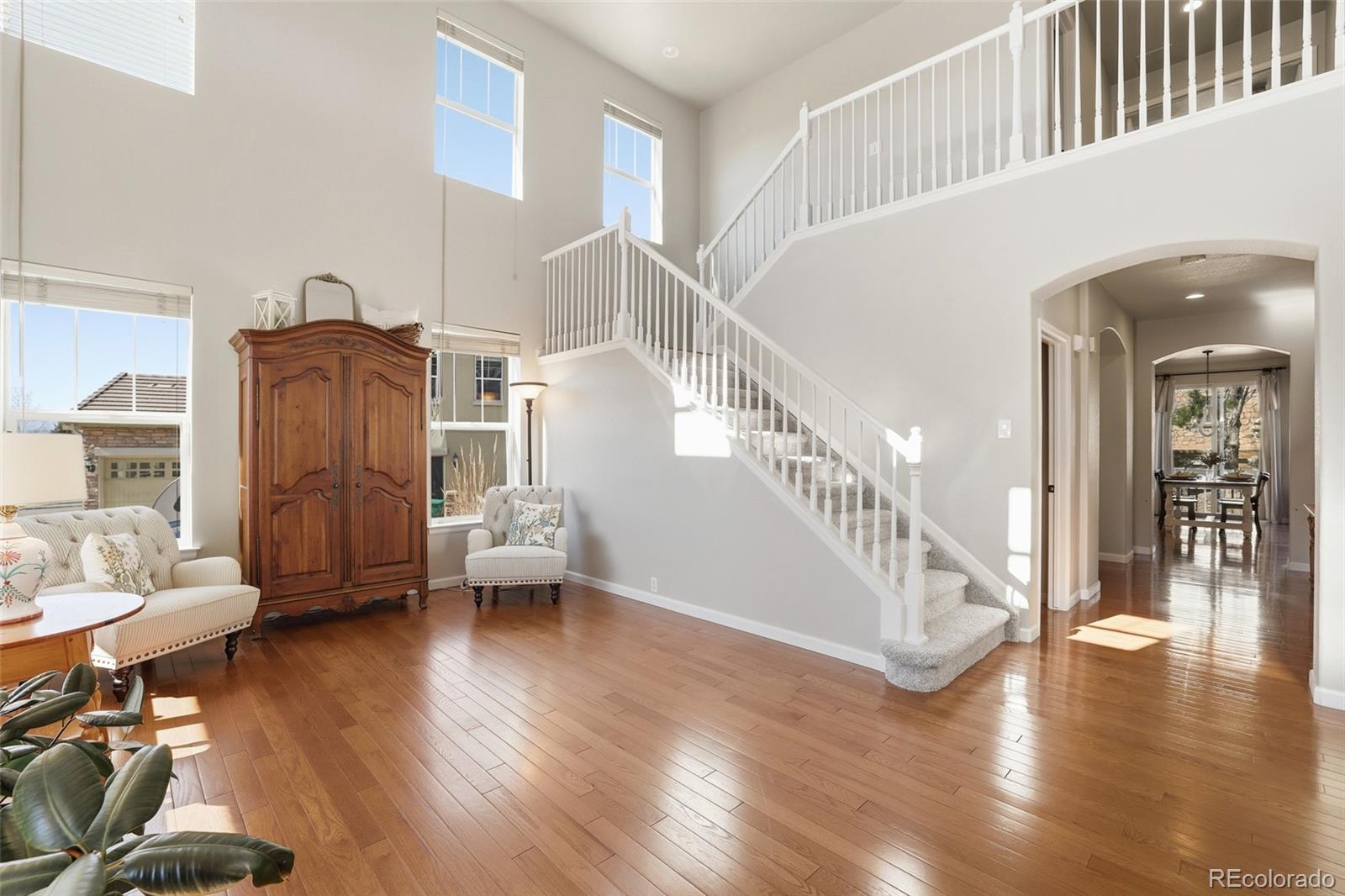 2883 Promontory Loop