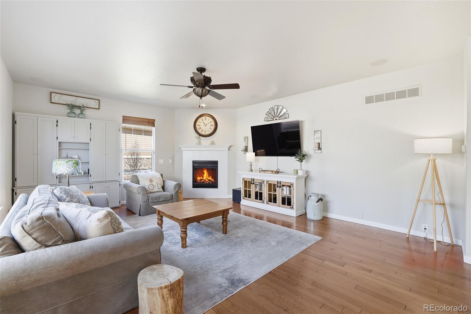 2883 Promontory Loop