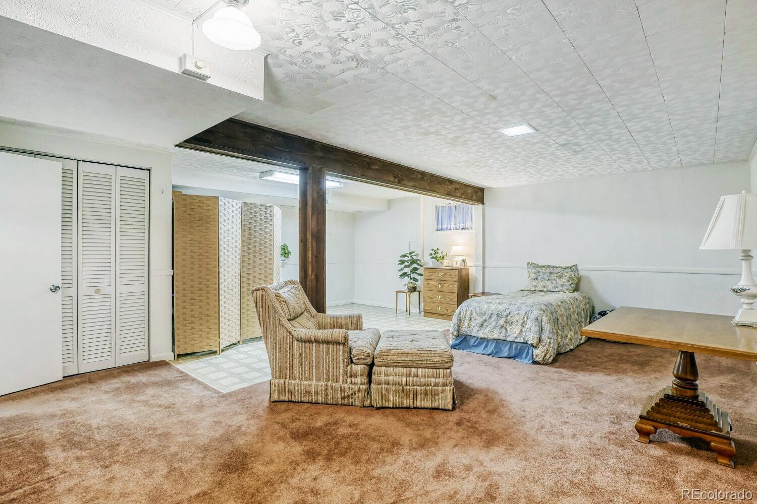 7453 W Cedar Circle