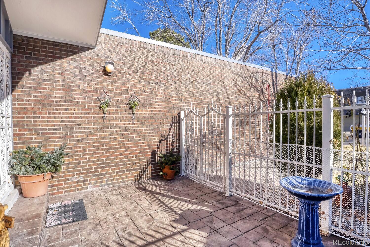 7453 W Cedar Circle