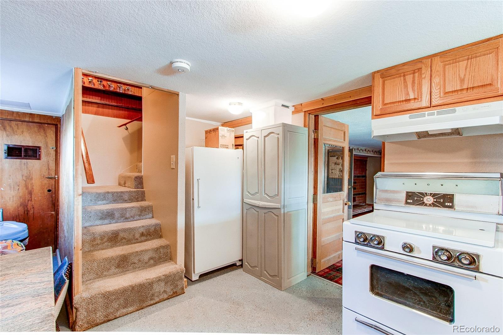 5905 Nelson Court