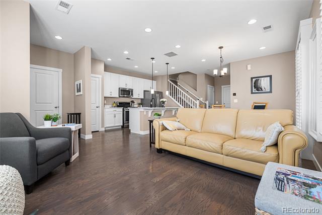 2372 W 164th Pl