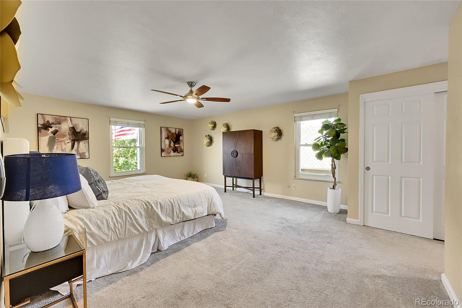 6834 S Willow Street