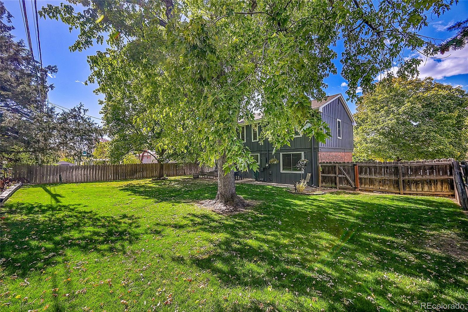 6834 S Willow Street