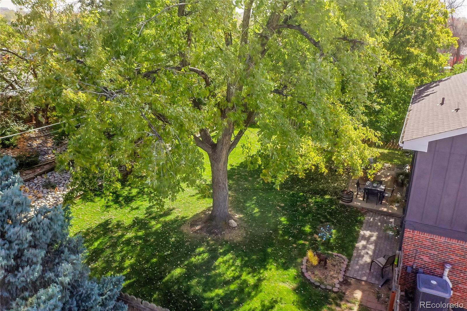 6834 S Willow Street