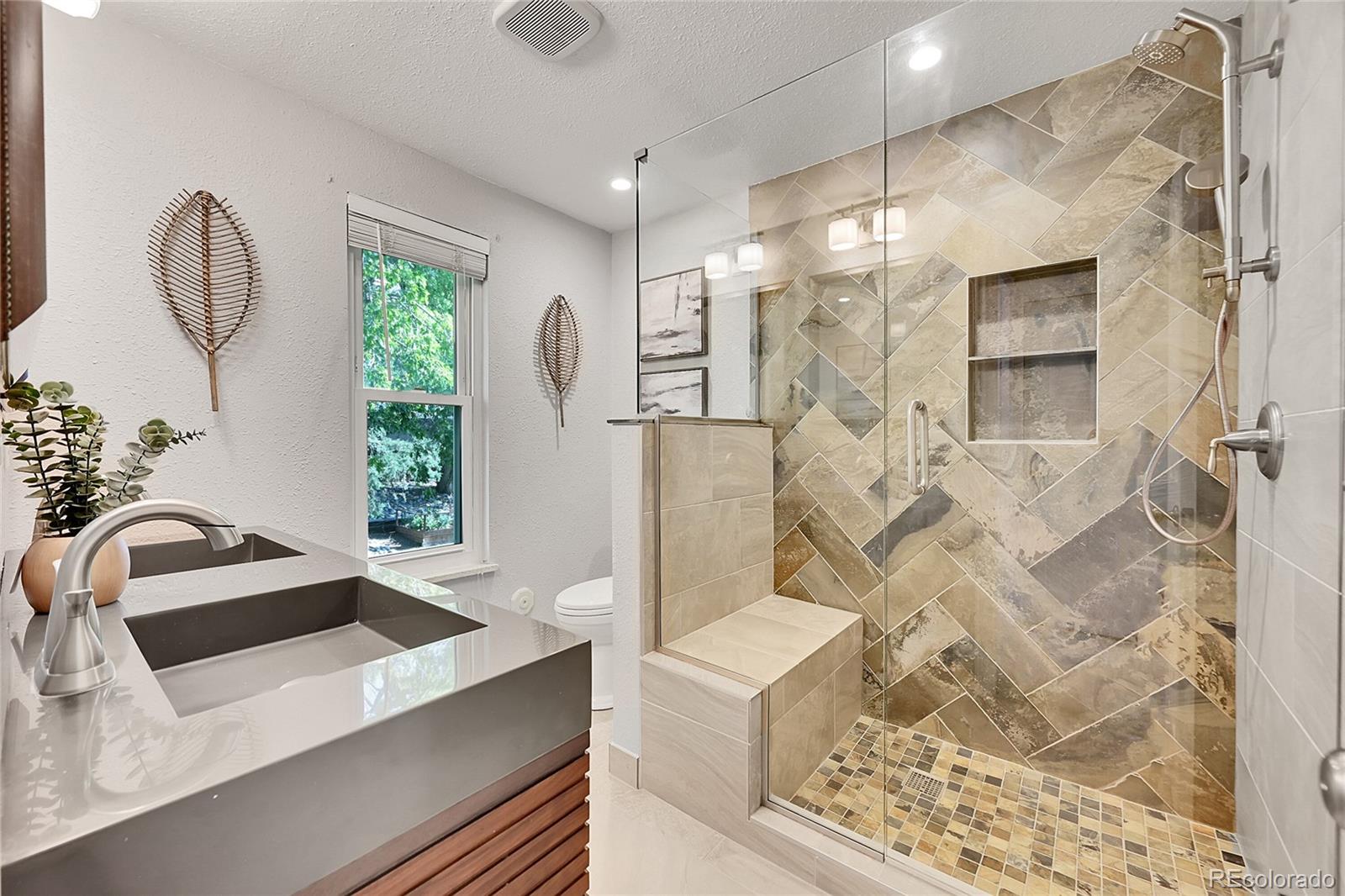 6834 S Willow Street