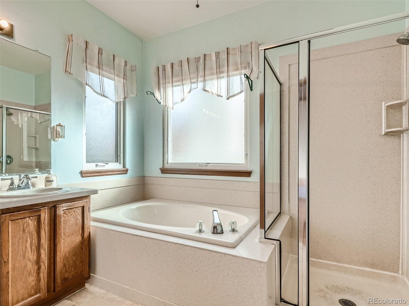 2610 S JOHNSON Court