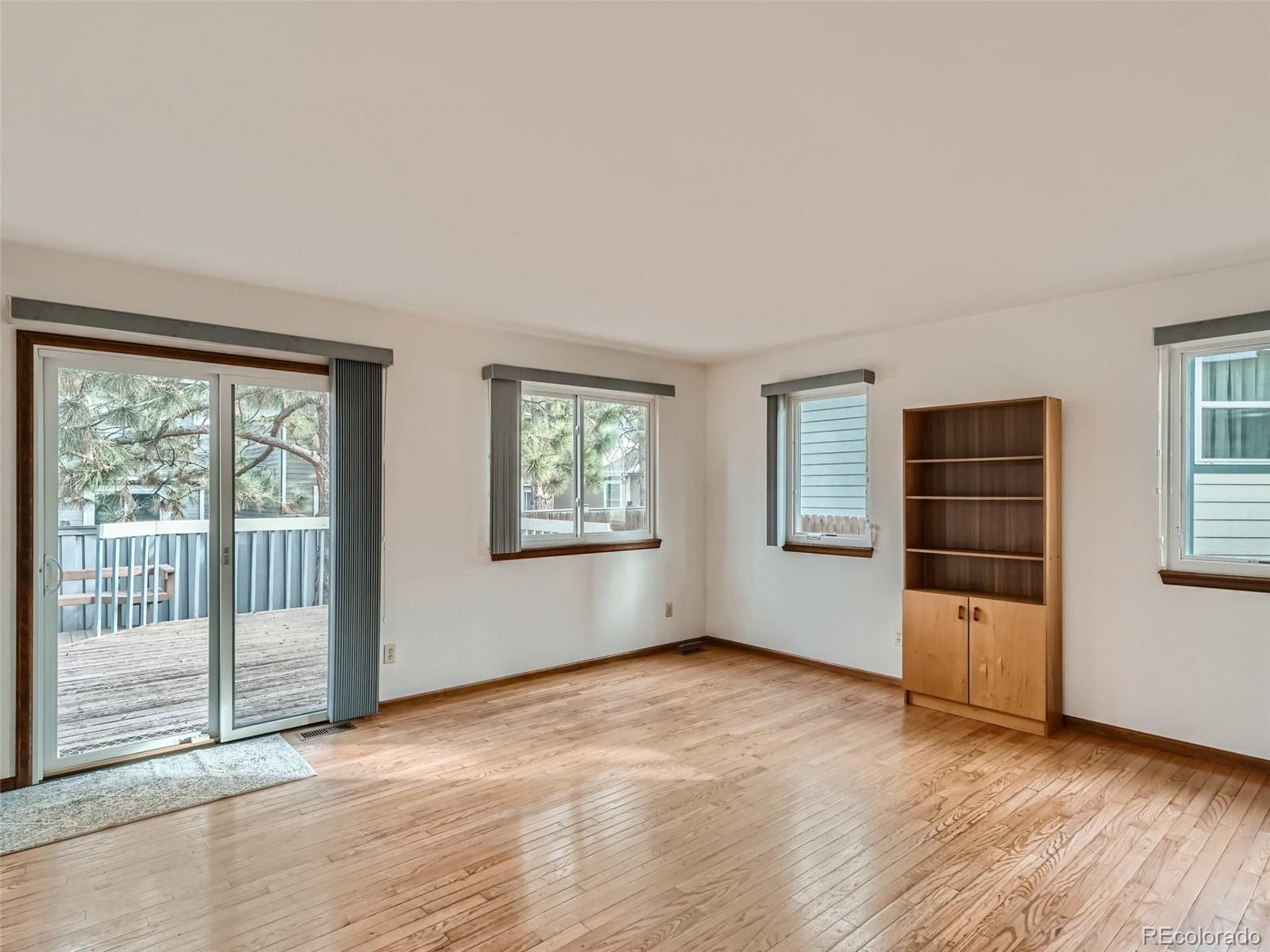 2610 S JOHNSON Court