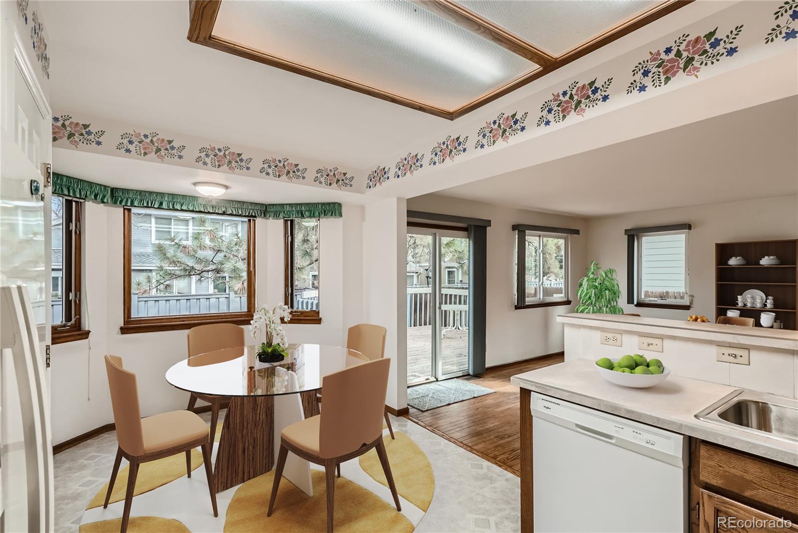 2610 S JOHNSON Court