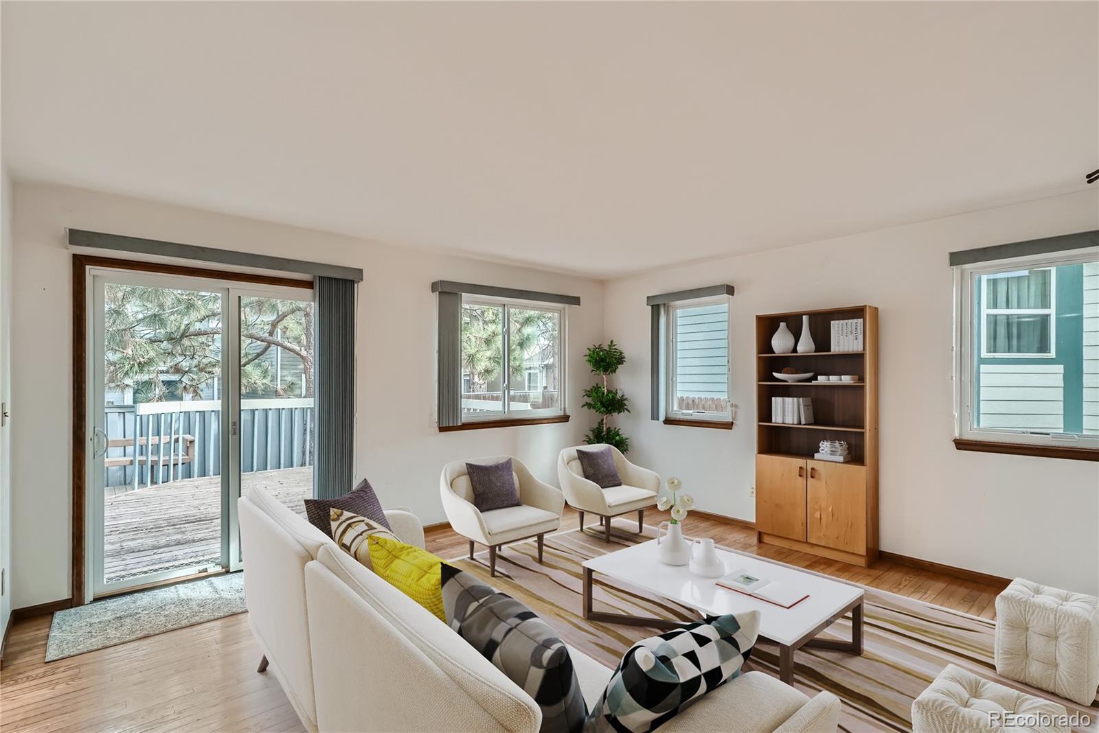 2610 S JOHNSON Court