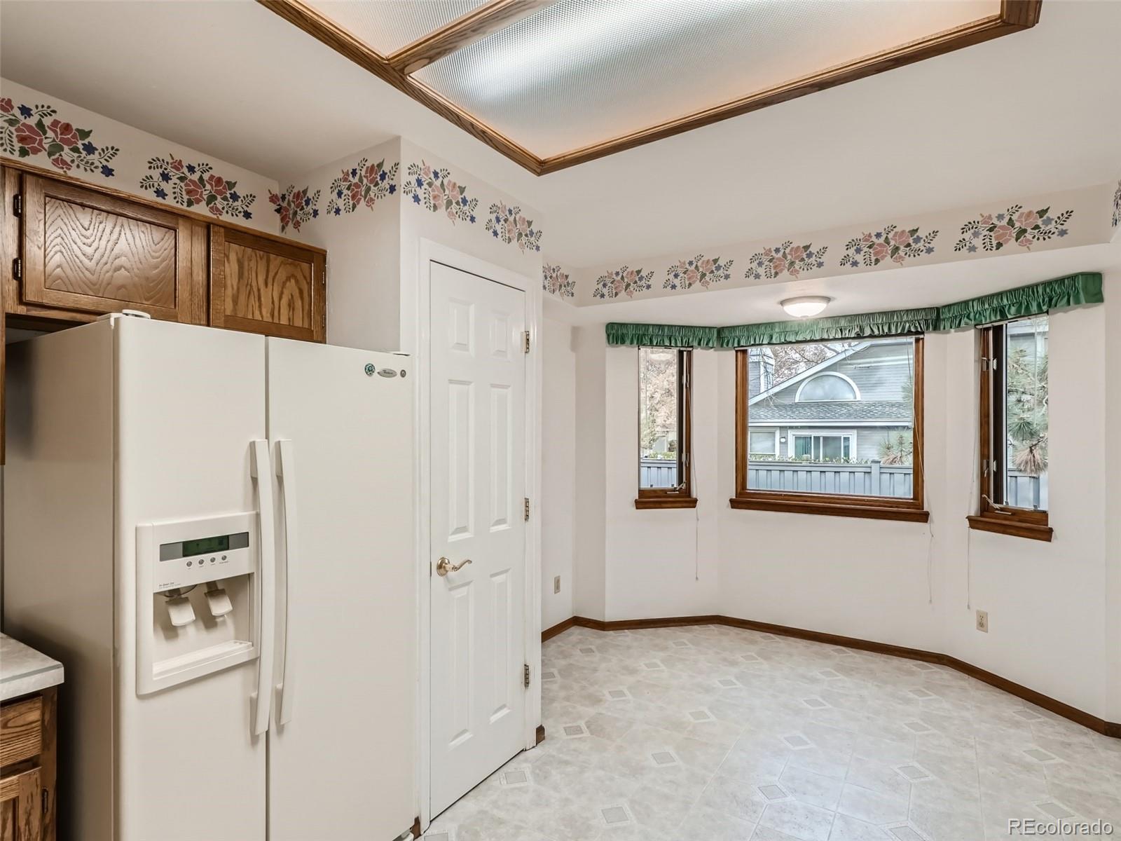 2610 S JOHNSON Court