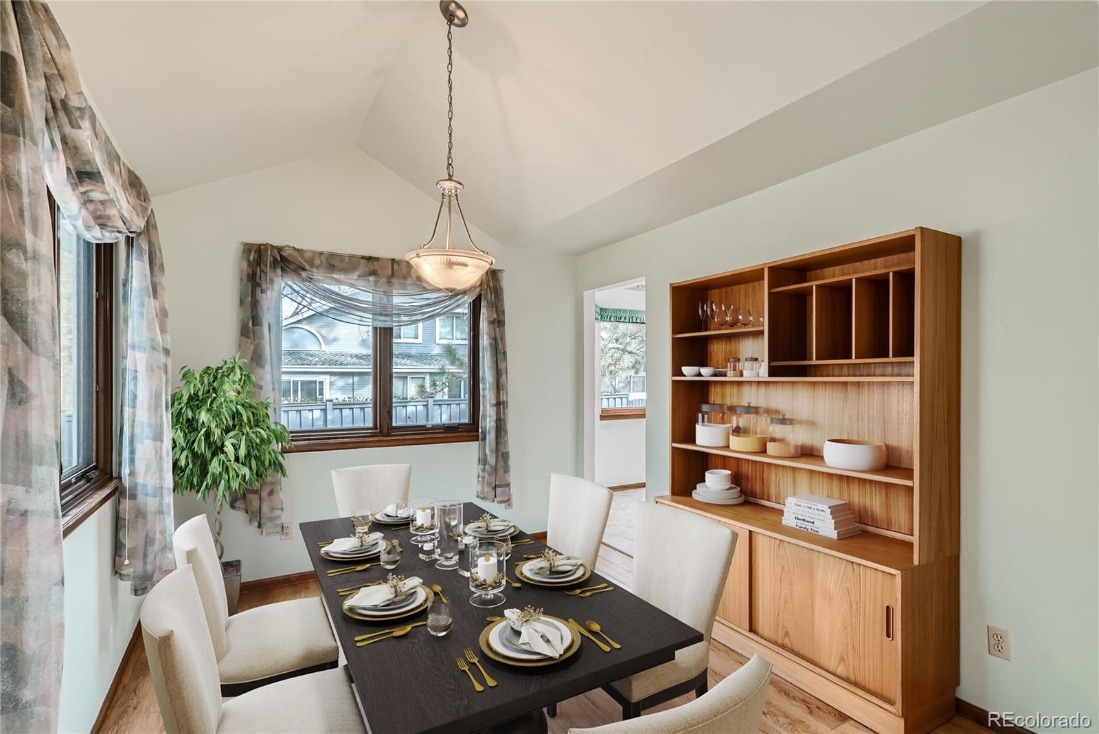 2610 S JOHNSON Court