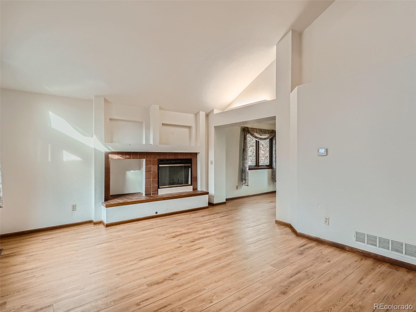 2610 S JOHNSON Court