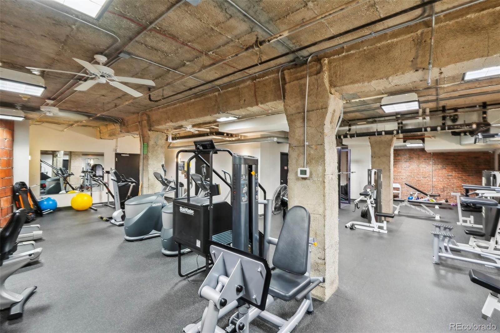 1801 Wynkoop Street Unit: 208