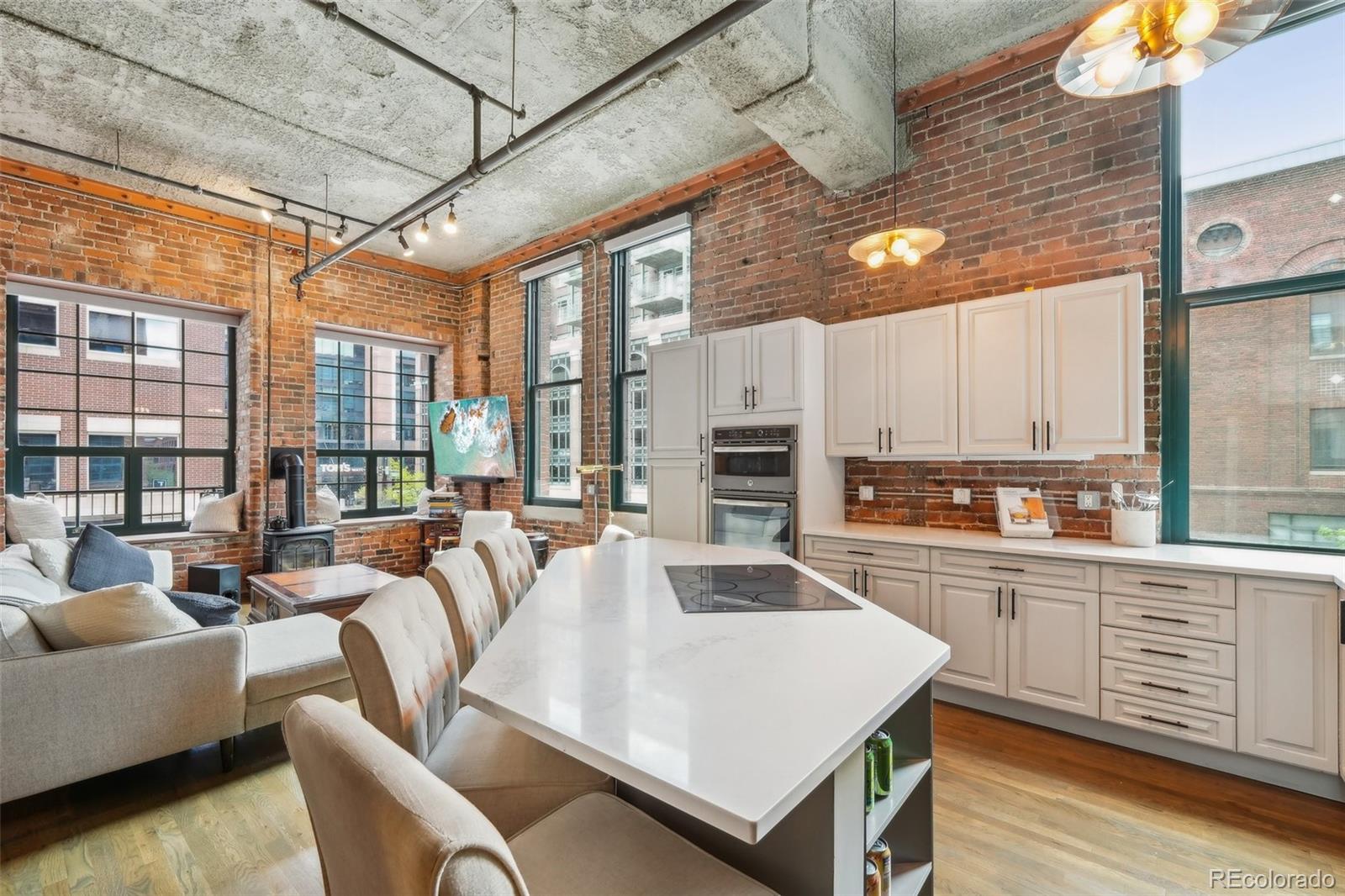 1801 Wynkoop Street Unit: 208