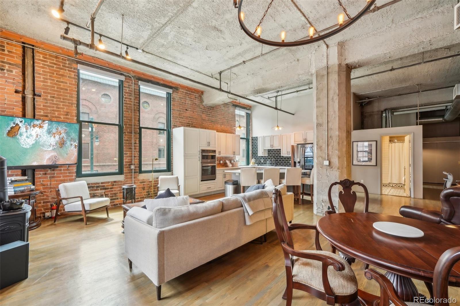 1801 Wynkoop Street Unit: 208