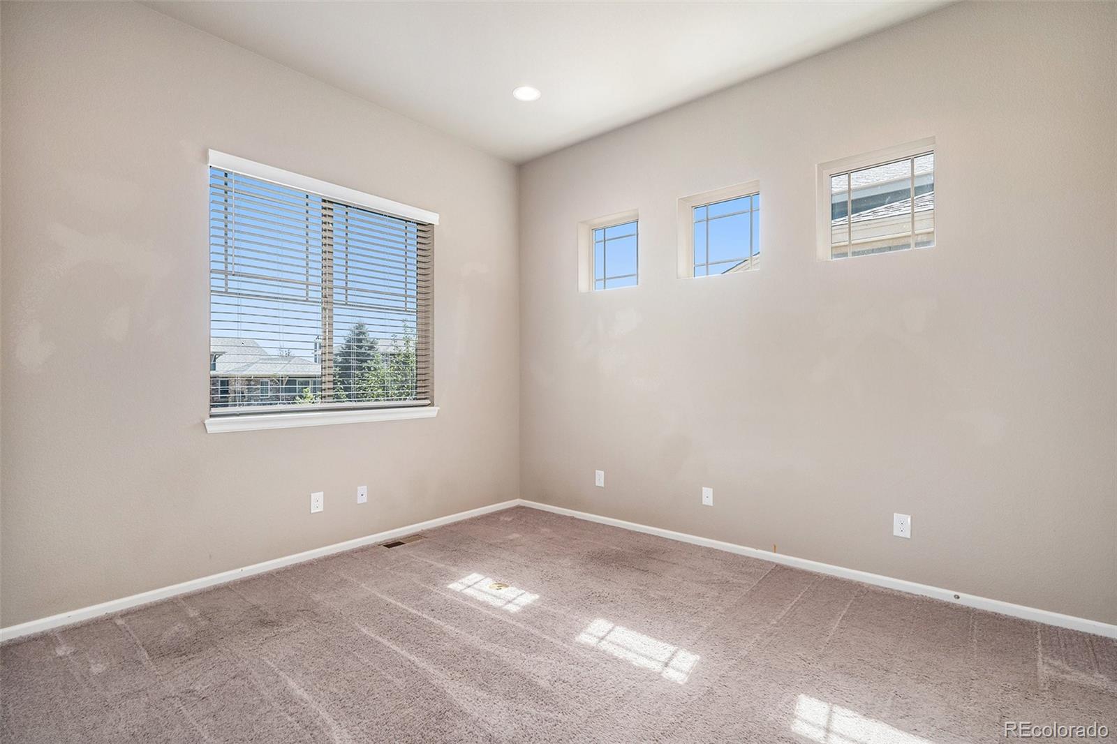 6561 S Queensburg Court