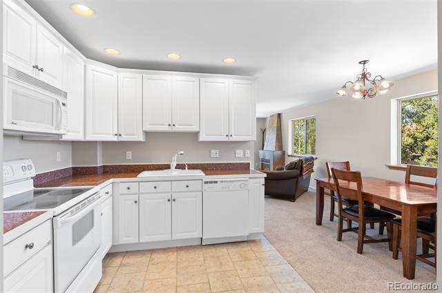811 Ermine Lane
