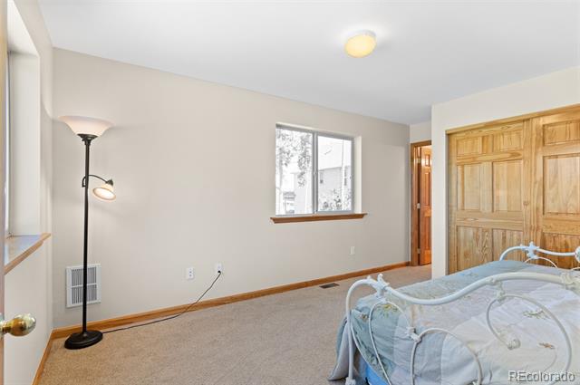 811 Ermine Lane