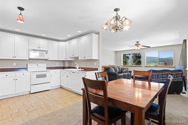 811 Ermine Lane