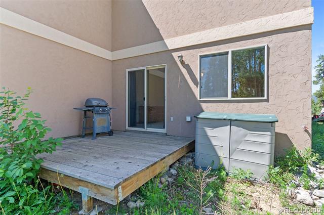 811 Ermine Lane