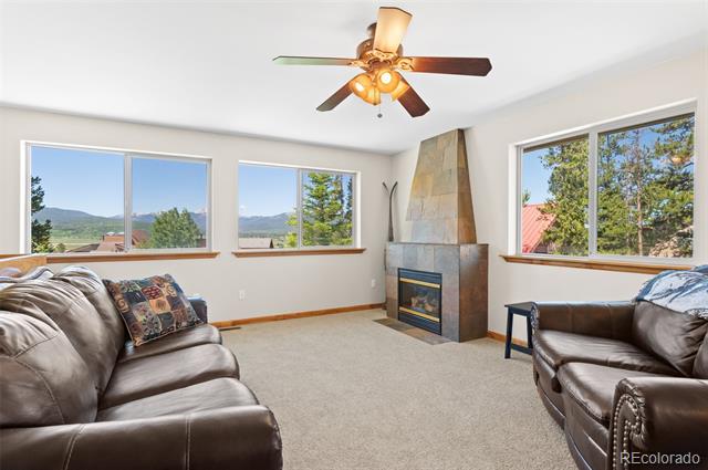 811 Ermine Lane