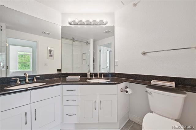 111 S Monroe Street Unit: B203