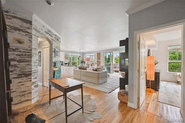111 S Monroe Street Unit: B203