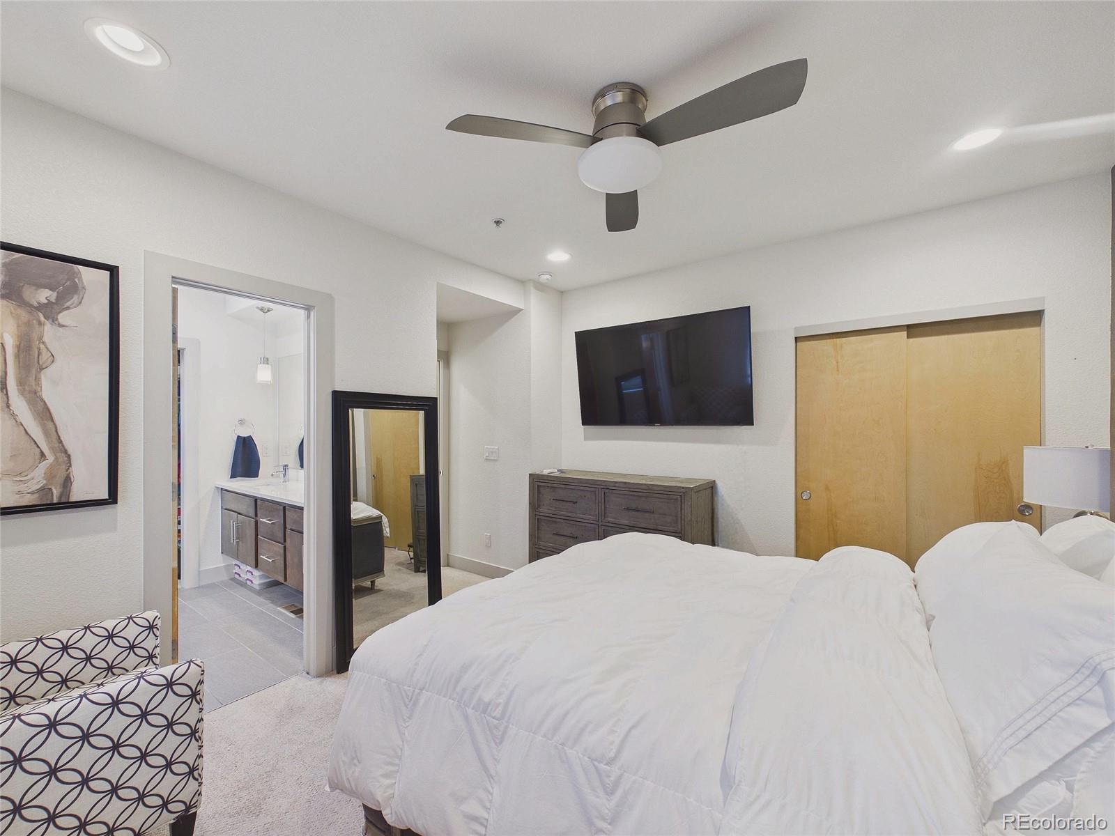 2326 Decatur Street Unit: 3