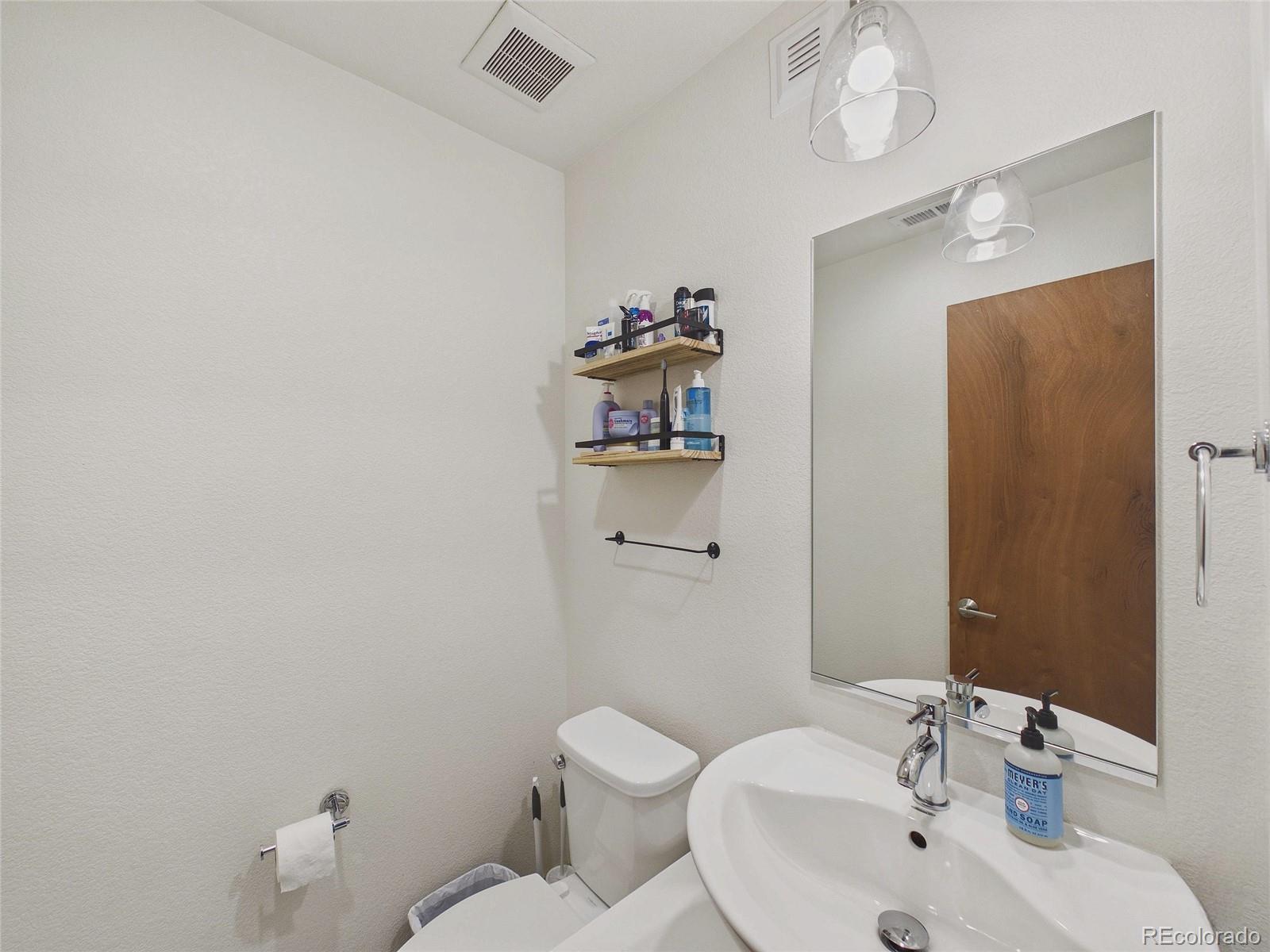 2326 Decatur Street Unit: 3