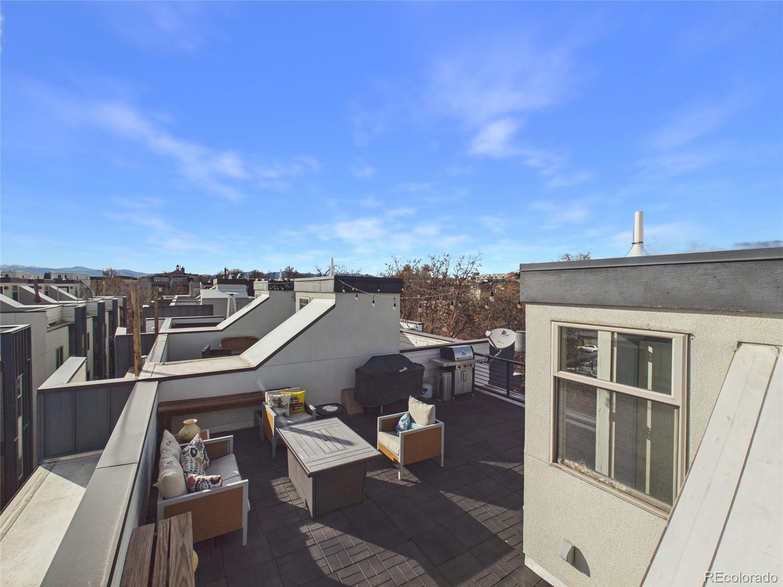 2326 Decatur Street Unit: 3