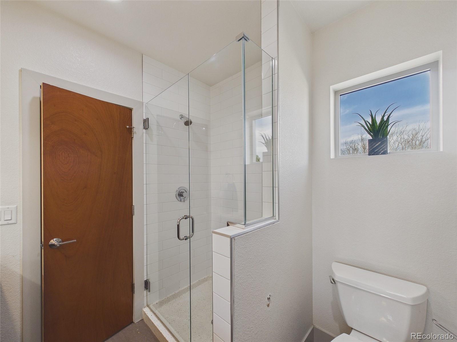 2326 Decatur Street Unit: 3
