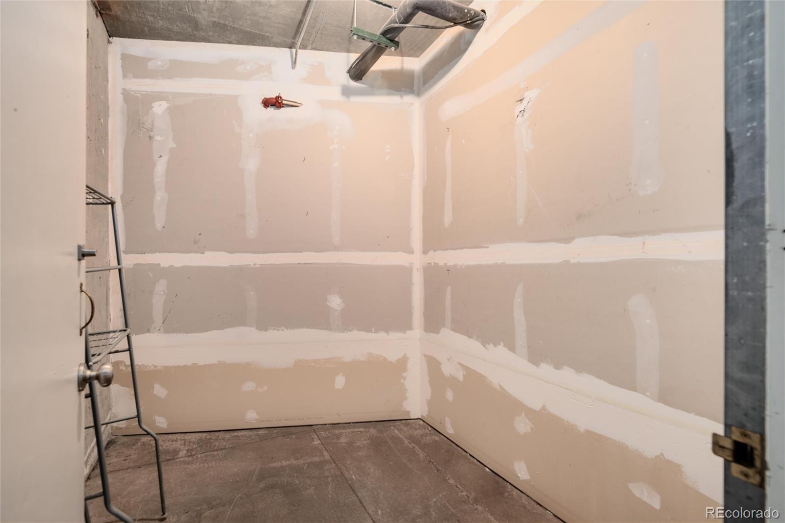 790 N Clarkson Street Unit: 205