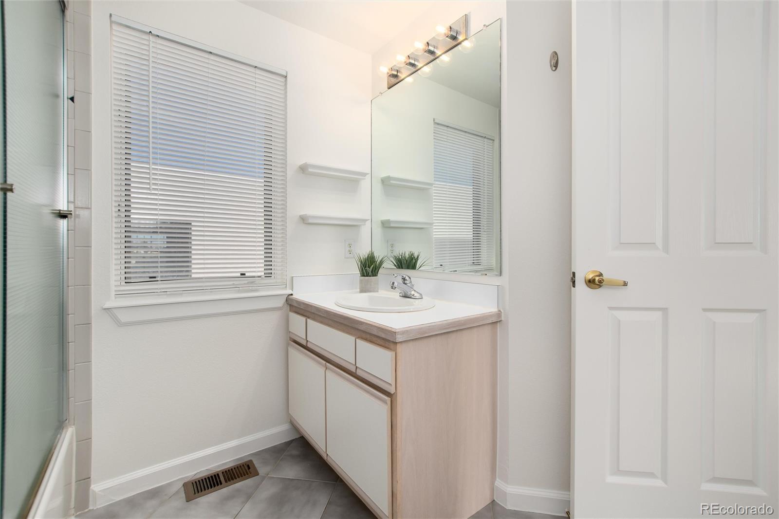 790 N Clarkson Street Unit: 205