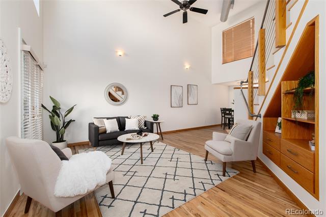 790 N Clarkson Street Unit: 205