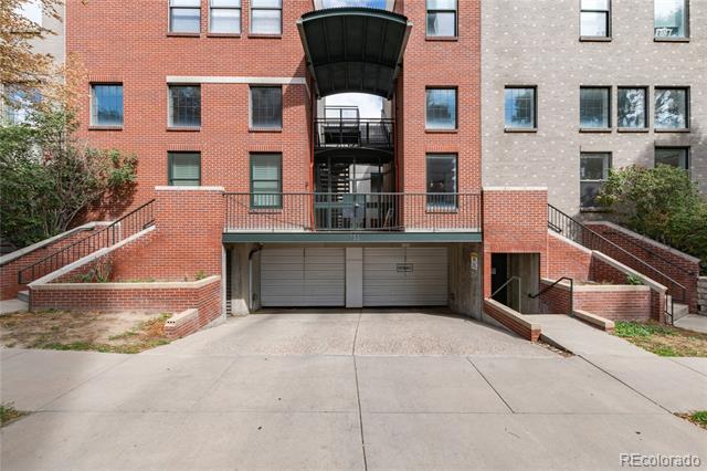 790 N Clarkson Street Unit: 205