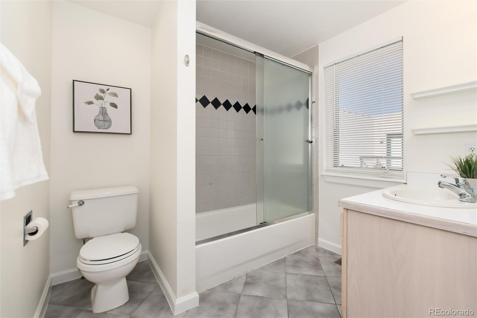 790 N Clarkson Street Unit: 205